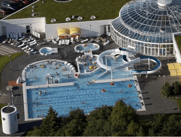 Árbæjarlaug Swimming Pool